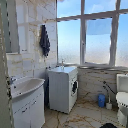 Bozcaadaya Karsi Geyikli Merkezde Terasli Catikati Apartment Ezine